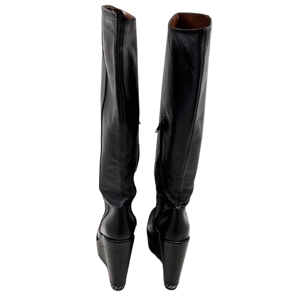 {RITCH ERANI NYFC} Black Leather Wedge Boots with Chain Detail - Picture 12 of 16